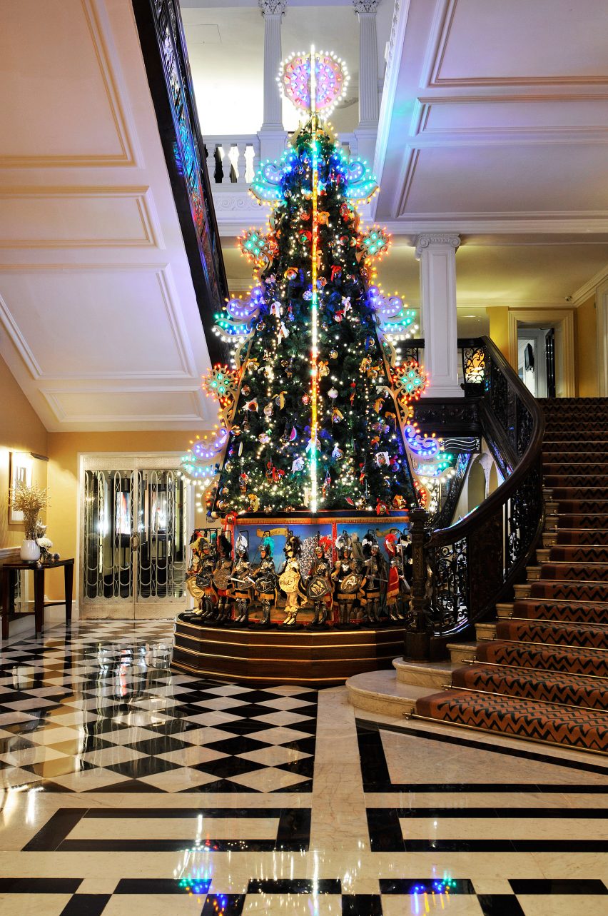 News: Jony Ive and Marc Newson to design Christmas tree