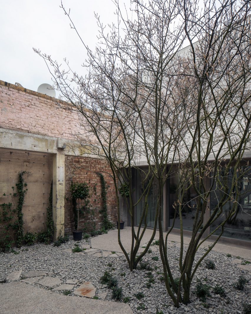 Juergen Teller studio by 6A