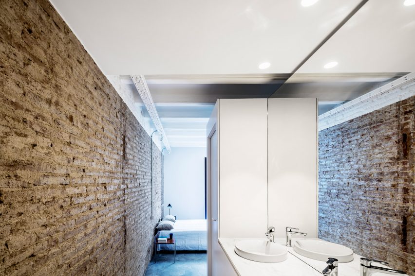 La Carmina by RAS studio