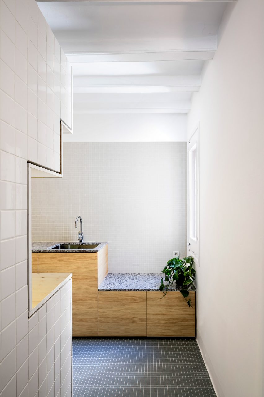 La Carmina by RAS studio