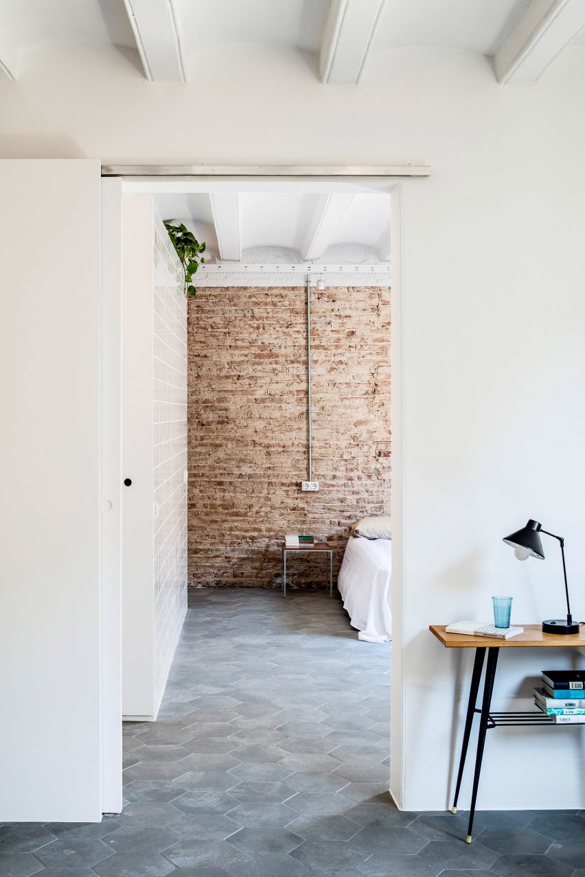 La Carmina by RAS studio