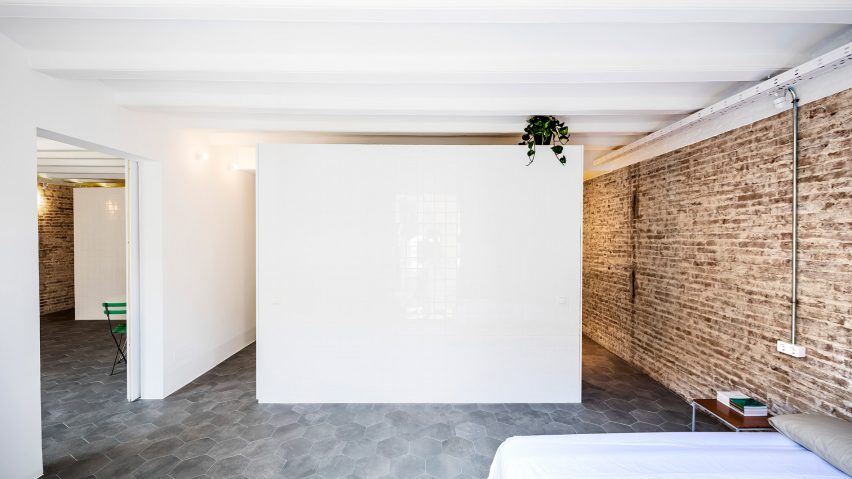 La Carmina by RAS studio
