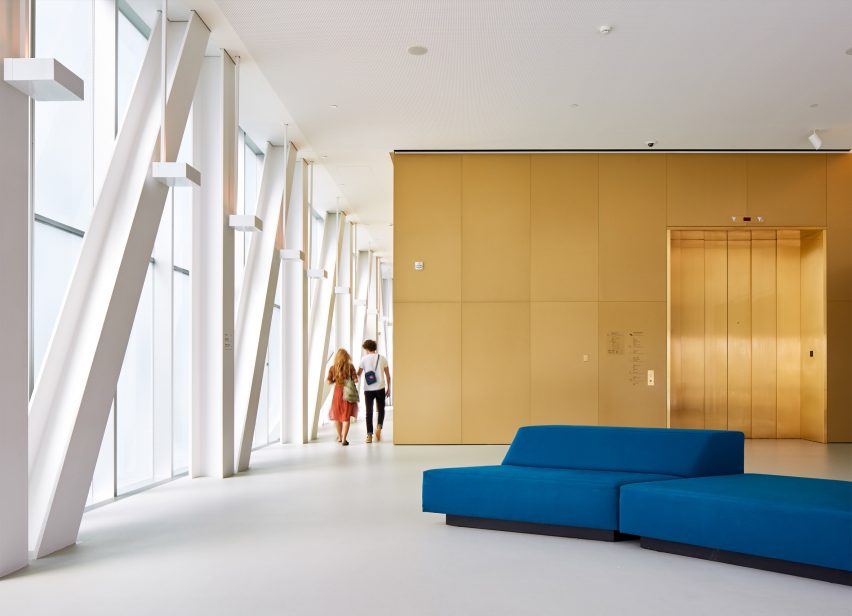 MNBAQ by OMA photographs