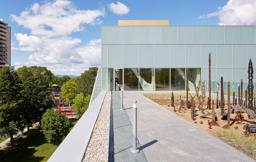 MNBAQ by OMA photographs
