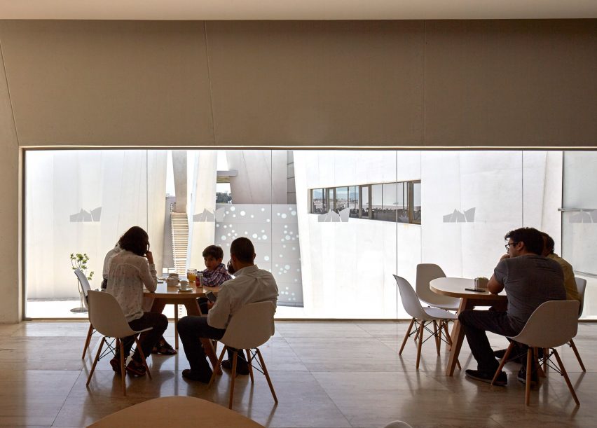 https://staging-2026.dezeen.com/tag/pritzker-prize/
