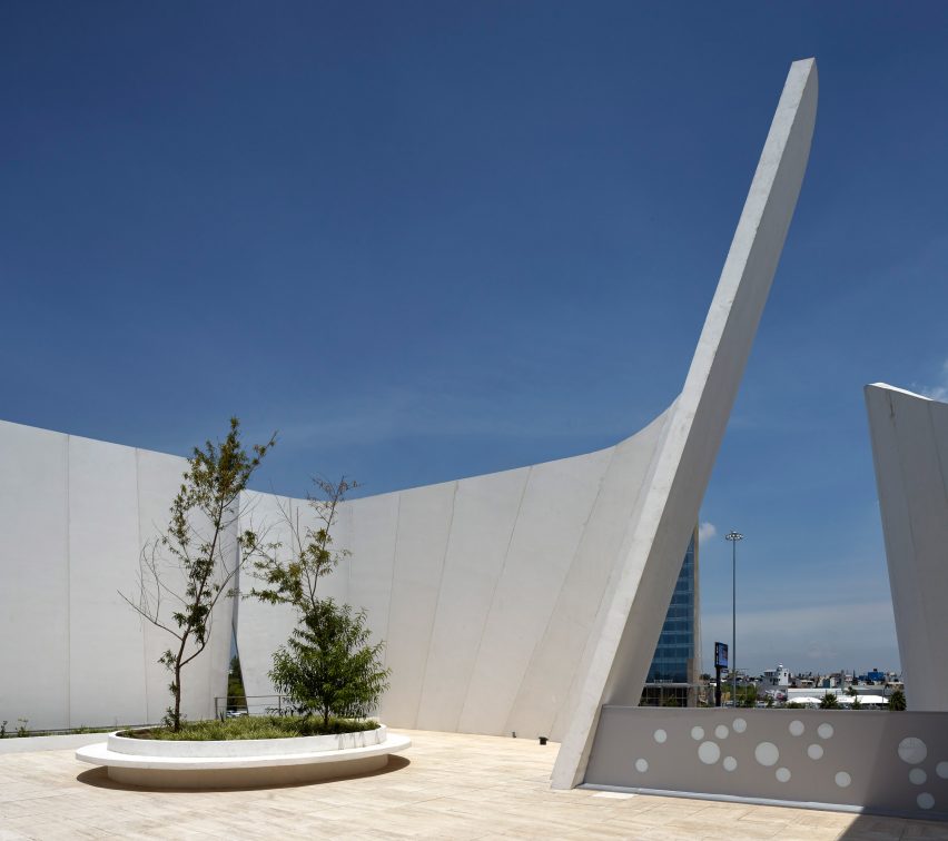https://staging-2026.dezeen.com/tag/pritzker-prize/