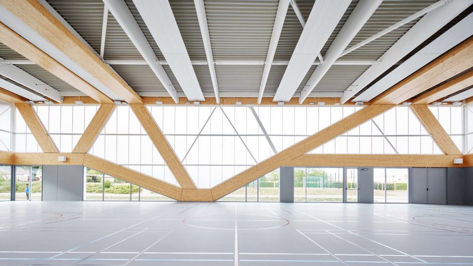 Nathalie Mauclair Gymnasium