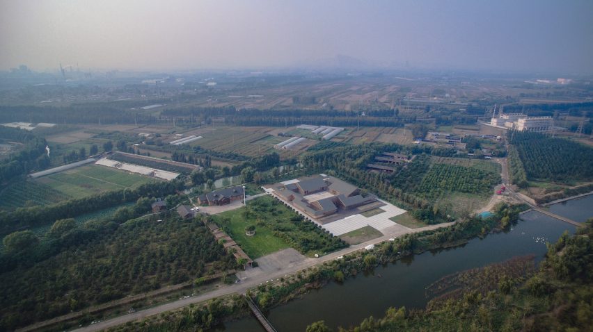 Organic Farm by Arch Studio