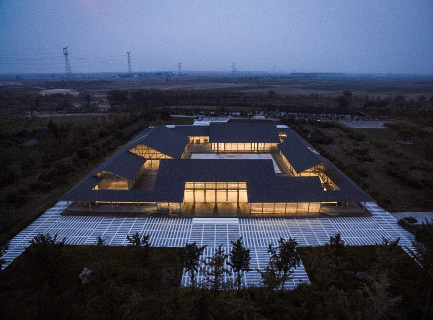Organic Farm by Arch Studio
