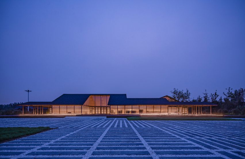 Organic Farm by Arch Studio