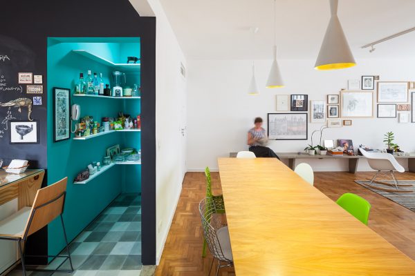 Oscar Freire Apartment by Claudia Bresciani and Júlia Risi
