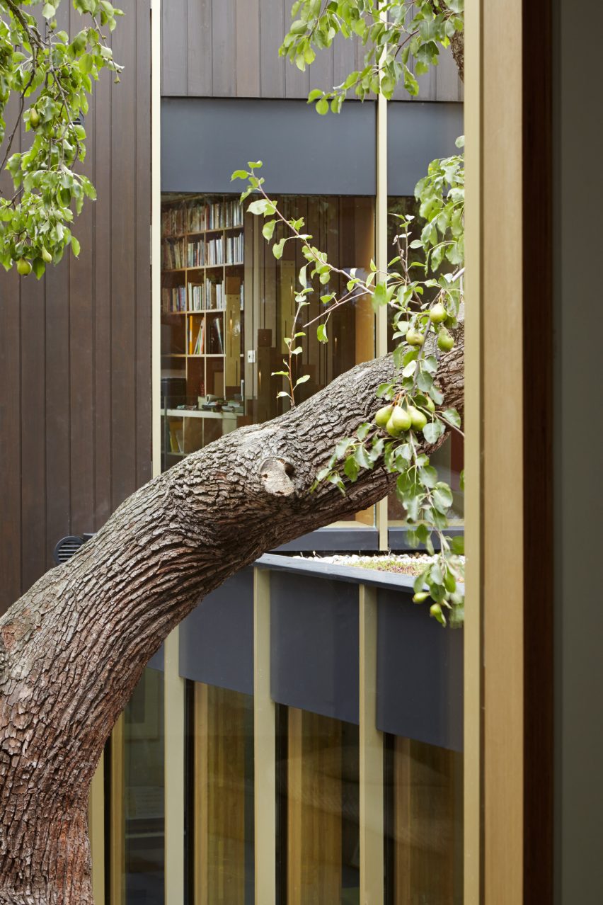Pear Tree House by Edgley Design