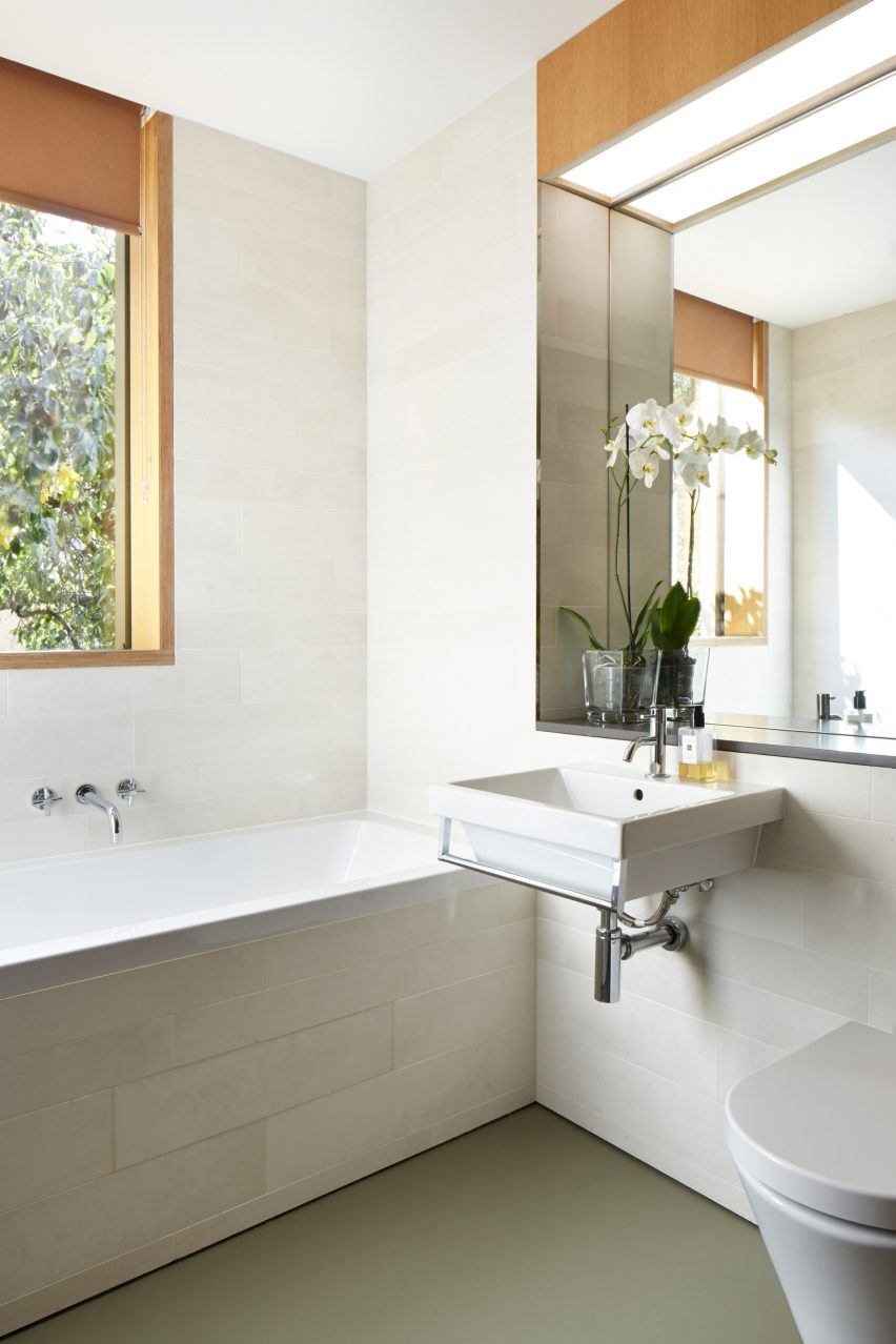 Pear Tree House by Edgley Design