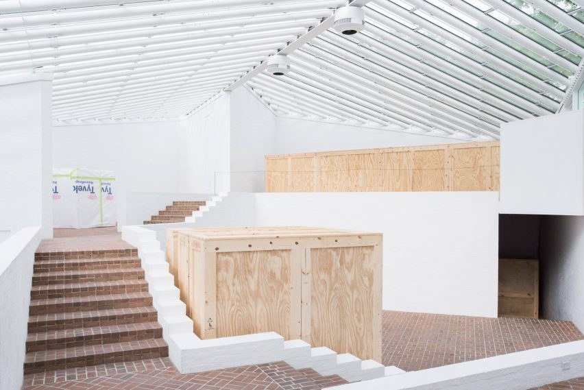 Restoration of the sculpture gallery at Philip Johnson's Glass House