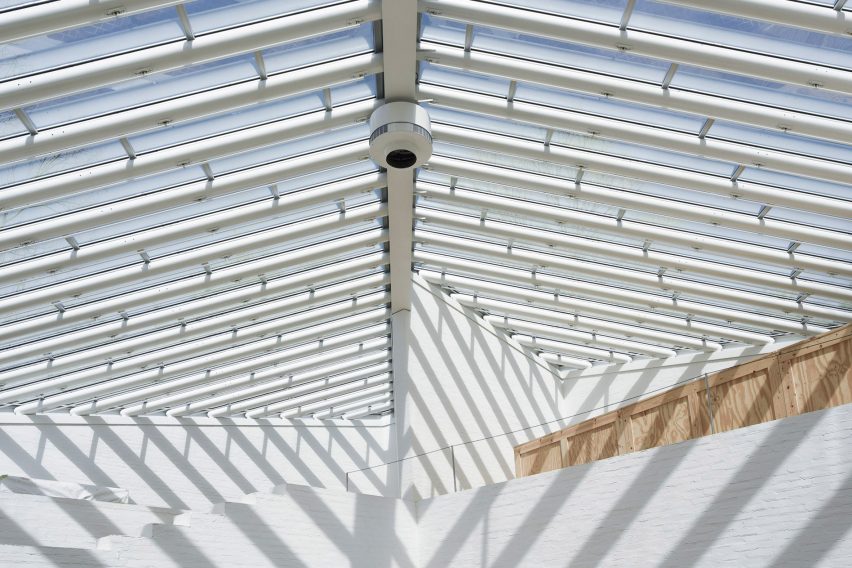 Restoration of the sculpture gallery at Philip Johnson's Glass House