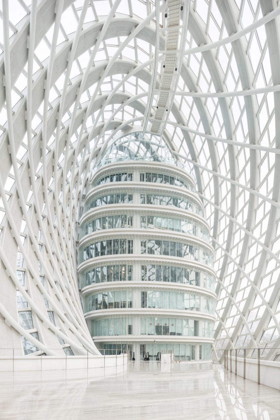 Phoenix International Media Center by BIAD UFo