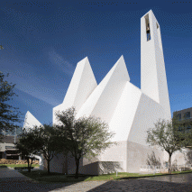 Crystalline church by Moneo Brock stands against mountains in Monterrey
