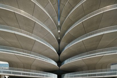 Car park by Benthem Crouwel
