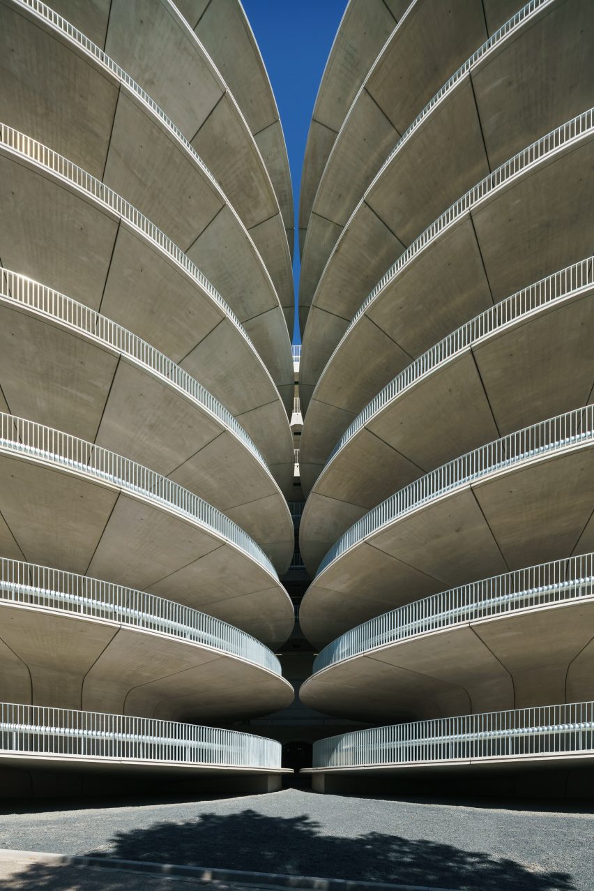 Car park by Benthem Crouwel
