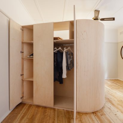renovated-studio-flat-sydney-catseye-bay-space-saving-interiors-sq