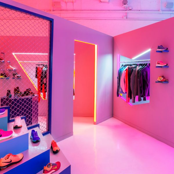 robert-storey-studio-nike-presentation-space-col