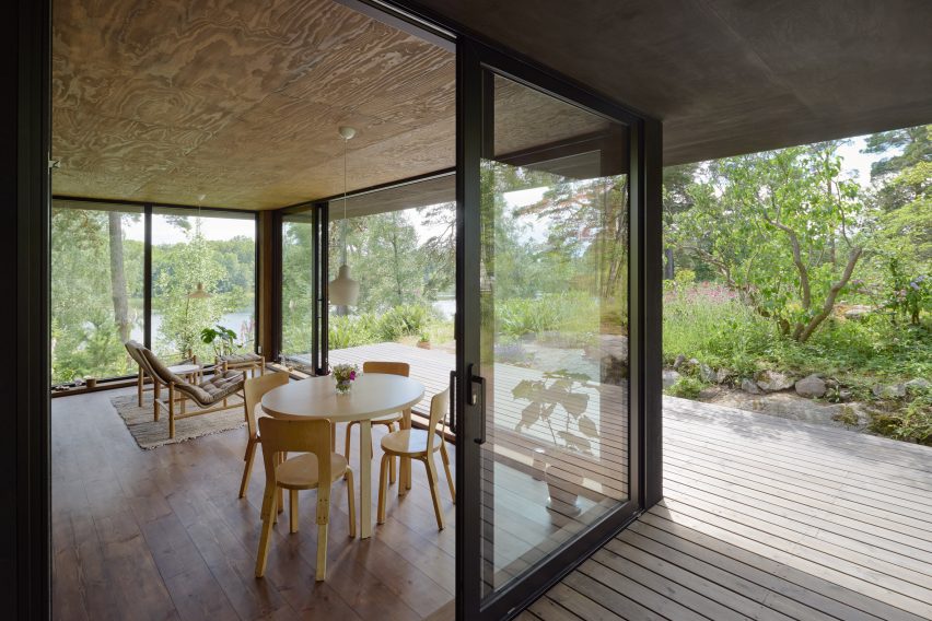 Summer House T by Krupinski/Krupinska Arkitekter