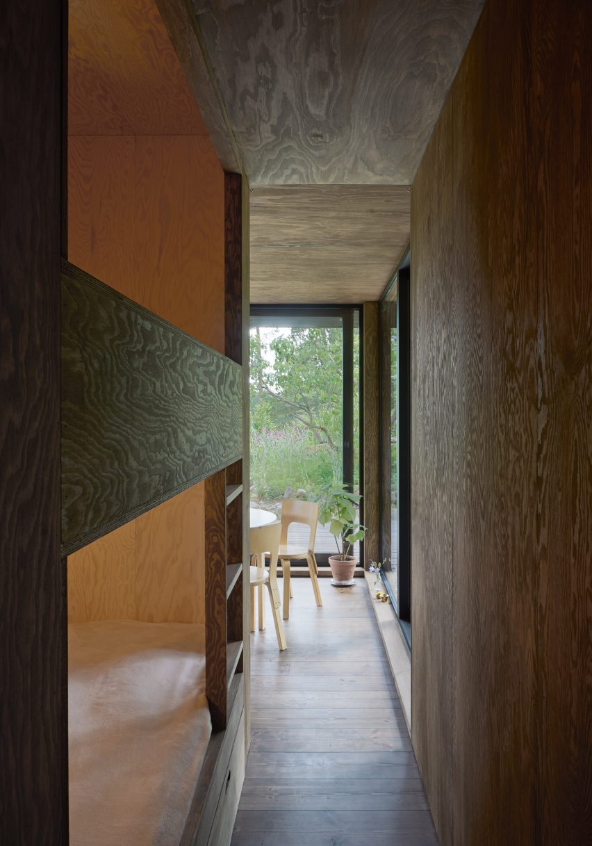 Summer House T by Krupinski/Krupinska Arkitekter