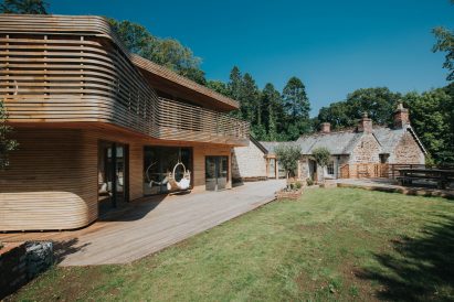 Steambent house by Tom Raffield