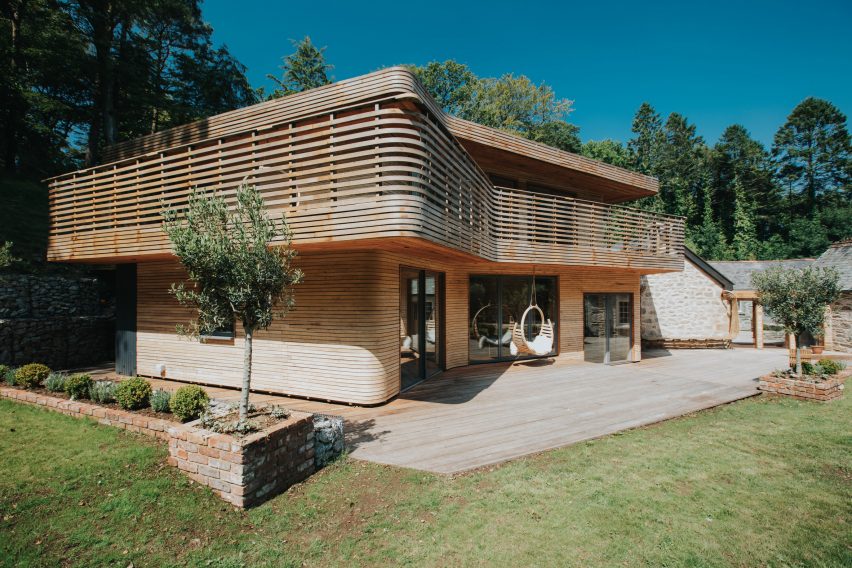 Steambent house by Tom Raffield