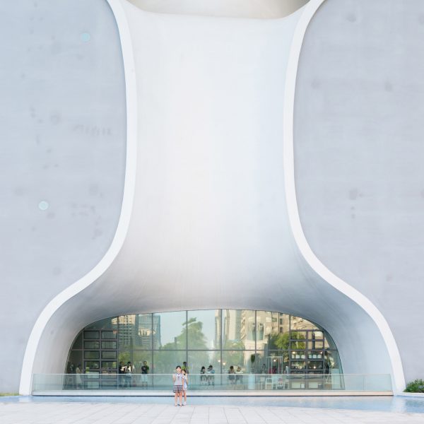Dezeen Mail issue 326 features this week’s best stories and discussions