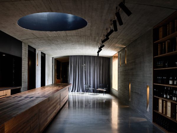 Tarrawarra Cellar Door by Kerstin Thompson Architects (Photography by Derek Swalwell)