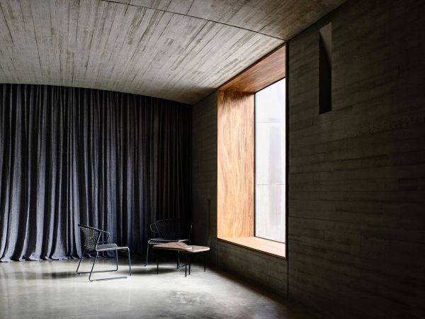 Tarrawarra Cellar Door by Kerstin Thompson Architects (Photography by Derek Swalwell)
