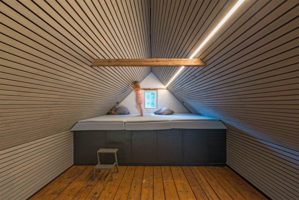 The Enchanted Shed by Sue Architekten