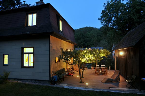 The Enchanted Shed by Sue Architekten