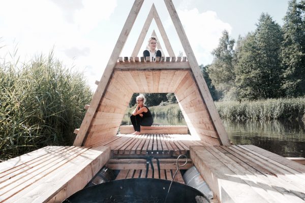 Floating pavilion Veetee designed by students in response to the challenging and changing environment
