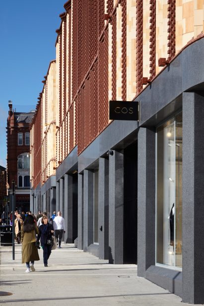 victoria-gate-by-acme-retail-architecture-leeds-uk_dezeen_2364_col_12