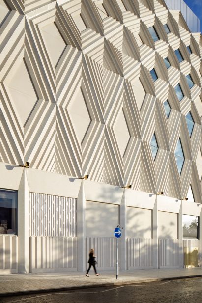 victoria-gate-by-acme-retail-architecture-leeds-uk_dezeen_2364_col_3