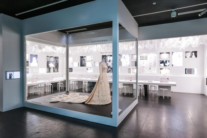 Viktor&Rolf Fashion Artists exhibition