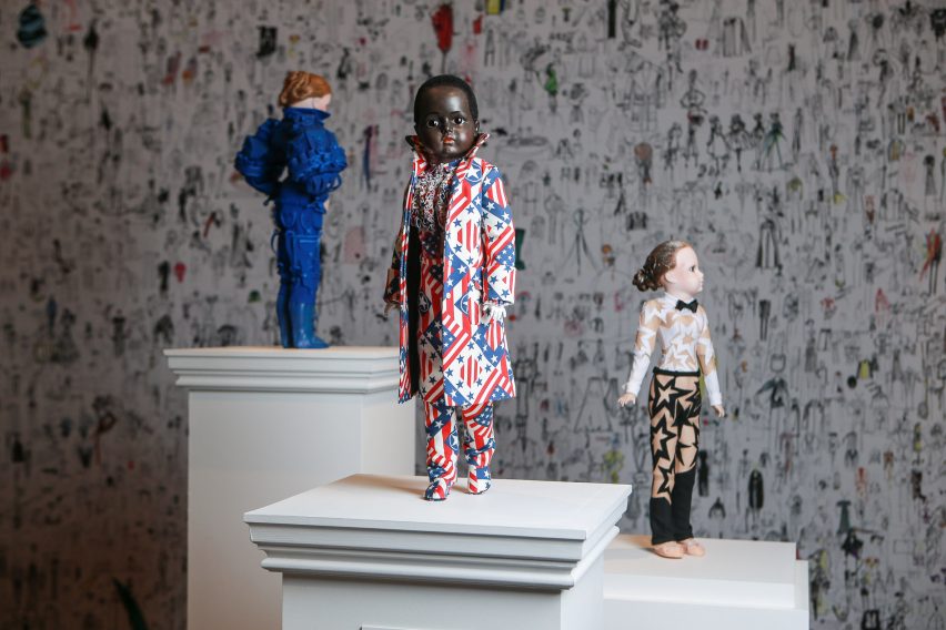 Viktor&Rolf Fashion Artists exhibition