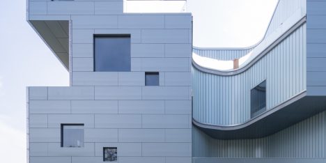 Visual Arts Building by Steven Holl opens at the University of Iowa