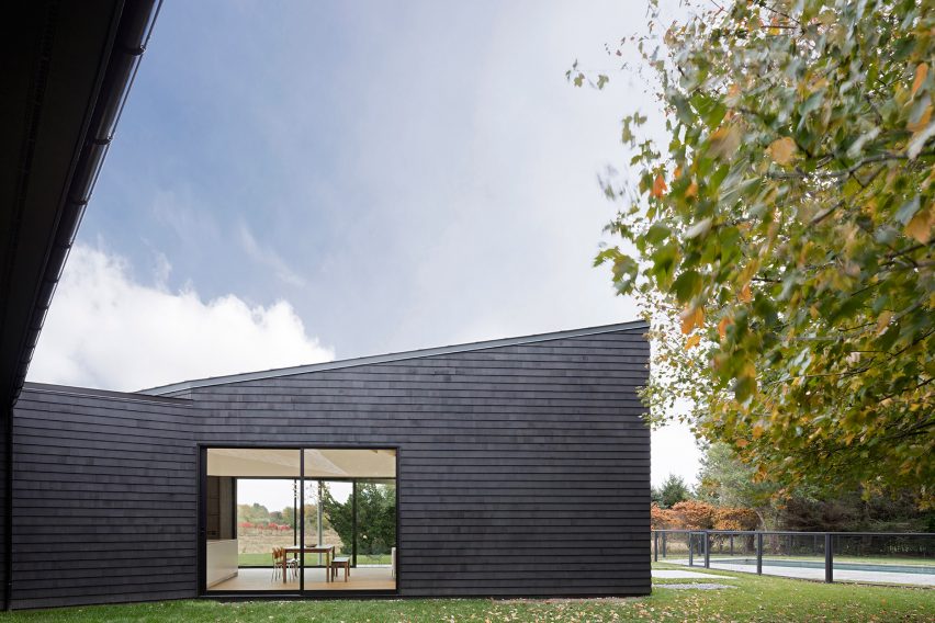 Watermill House by Desai Chia Architecture