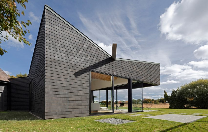 Watermill House by Desai Chia Architecture
