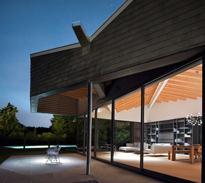 Watermill House by Desai Chia Architecture