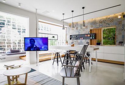 Weisel apartment in Tel Aviv by Dori Interior Design