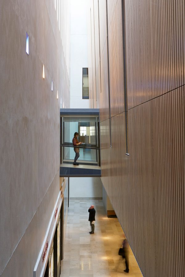 weston-library-wilkinson-eyre-architecture-education-university-of-oxford-uk_dezeen_2364_col_10