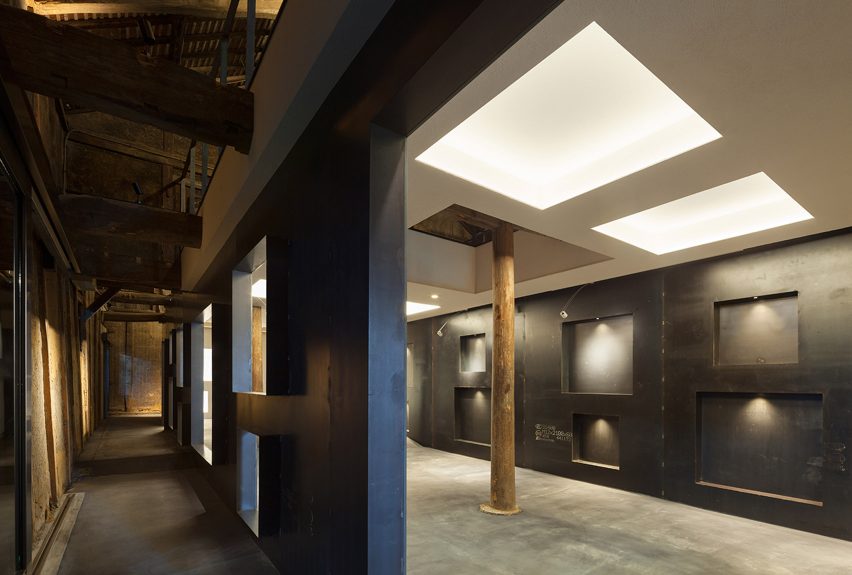 Fukuchiyo sake brewery by yHa Architects
