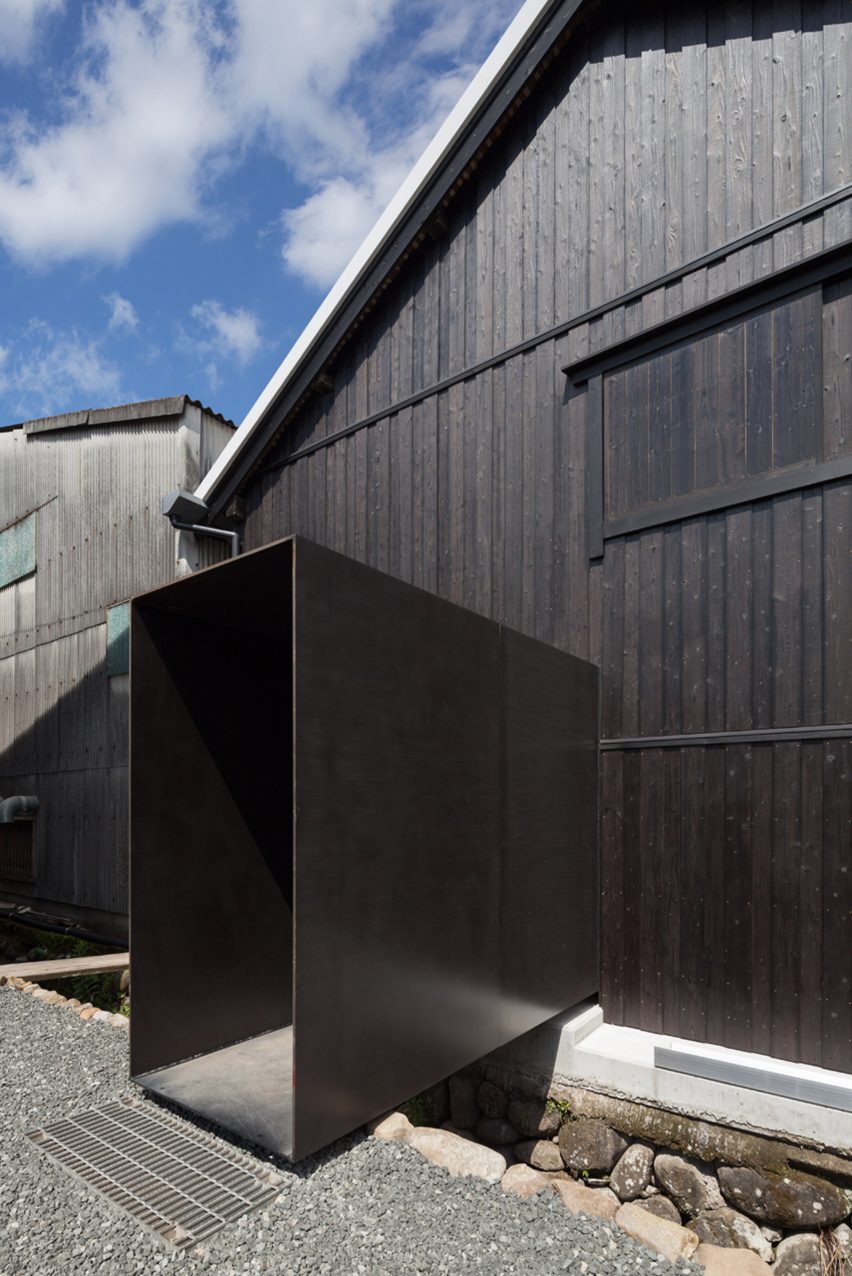 Fukuchiyo sake brewery by yHa Architects
