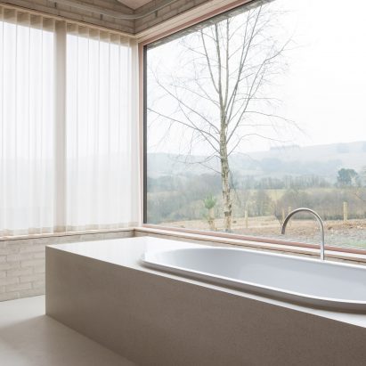 10 best minimalist bathrooms on Dezeen
