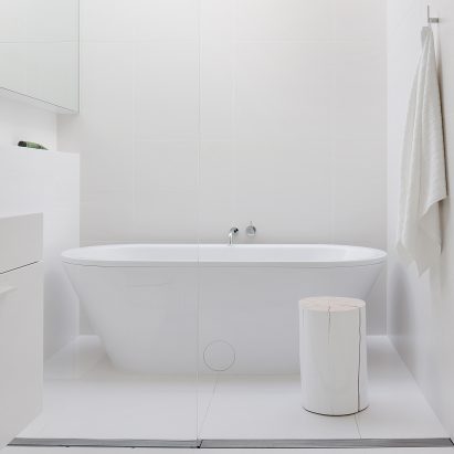 10 best minimalist bathrooms on Dezeen