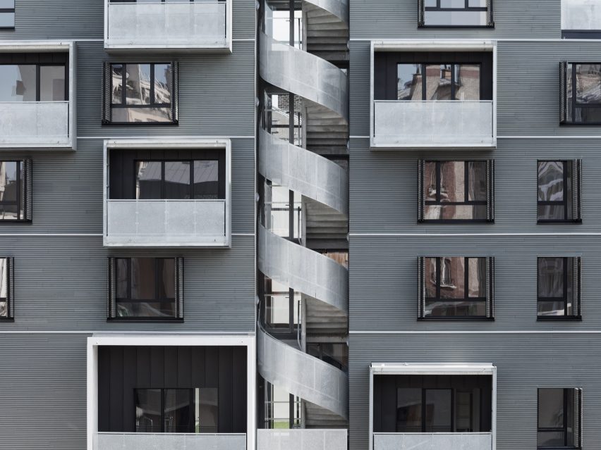 23 housing units in Paris by Karawitz Architects